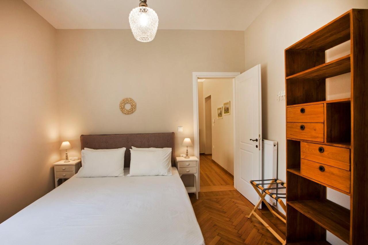 Bentzi Boutique Apartment 4 Athens Luaran gambar